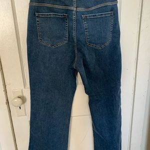 Lane Bryant jeans    Size 18
